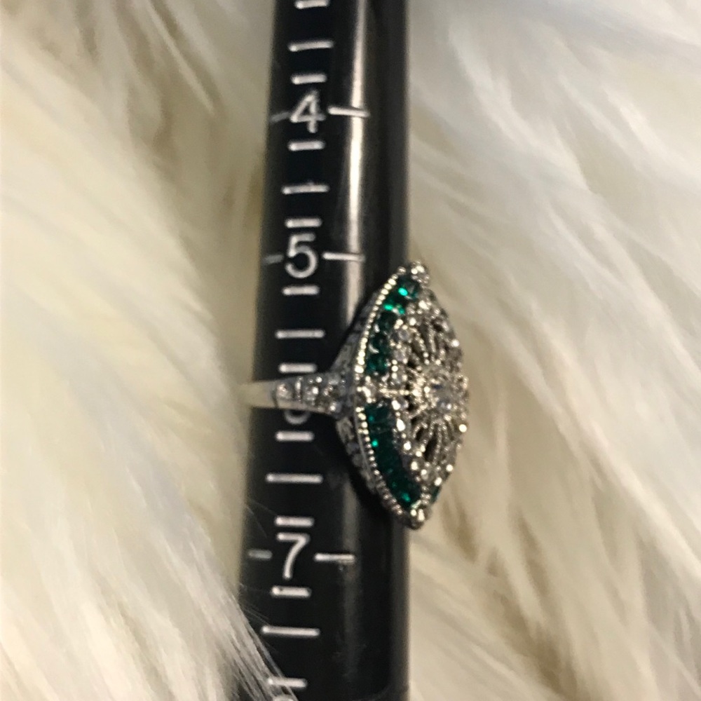 🛑SOLD OUT🛑🙌HP🙌STERLING EMERALD DIAMOND RING - Picture 3 of 7
